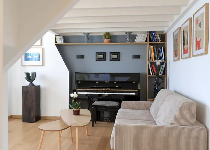 Triplex Refait A Neuf A Bastille Párizs