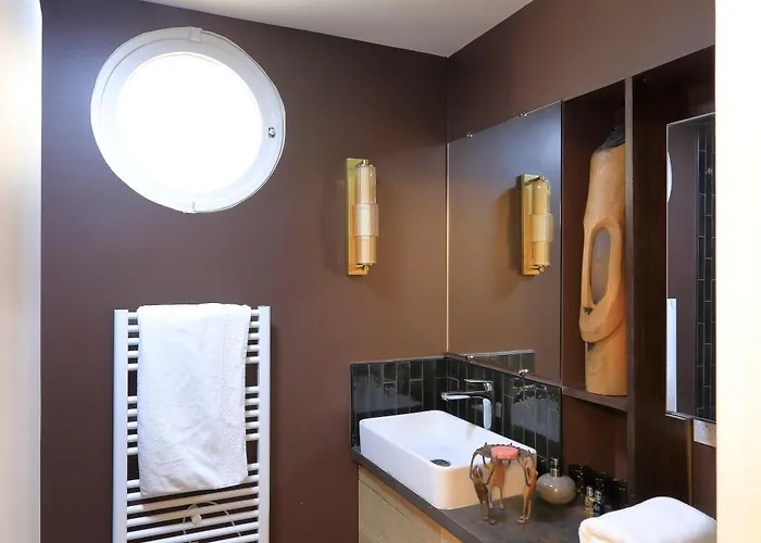 Triplex Refait A Neuf A Bastille Apartman
